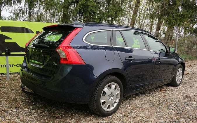 Volvo V60 cena 38900 przebieg: 226000, rok produkcji 2010 z Sulmierzyce małe 497